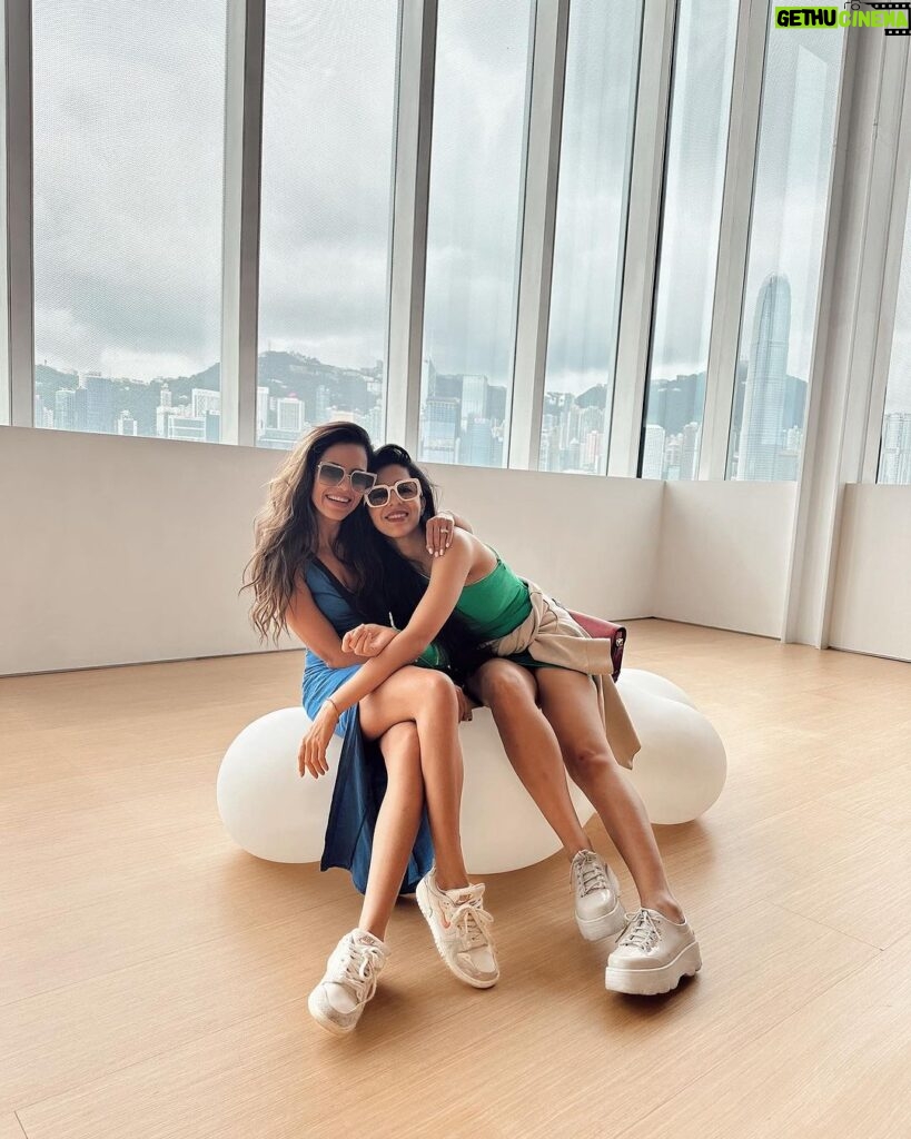 Aakriti Rana Instagram - Hong Kong Photo Dump! I have too many cute pictures with @bahaar_art! 😀❤️ P.s I am leaving for a new trip in 2 days! Ready to get even more tanned haha! Can you guess where I am off to? It’s a country where almost everyone has been to and you guys keep asking me to go 😂😂😂 #aakritirana #hongkong #photodump