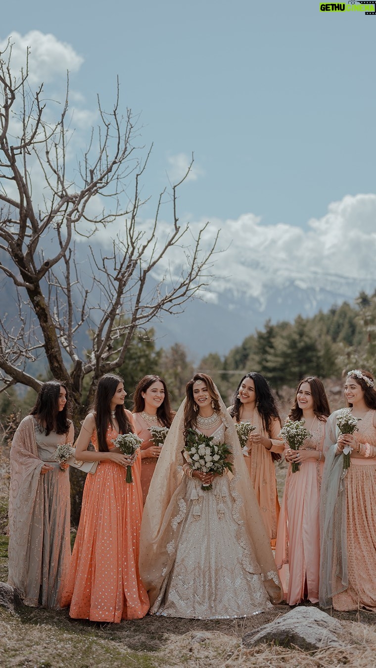Aakriti Rana Instagram - Tag your friends! ❤️ How pretty do my Bridesmaids look! I know it was difficult for some of you to make it to Manali but I love you guys and thank you for being there ❤️ @aadhyab @iparichoudhary @simranchoudhary_ @shauryasanadhya @dikshavohra Rianna #AakritiGotAnchored #aakritiandrohan #wedding #manali #happilyeverafter #mountainwedding #himachal #indianwedding #weddingphotography #bridesmaids