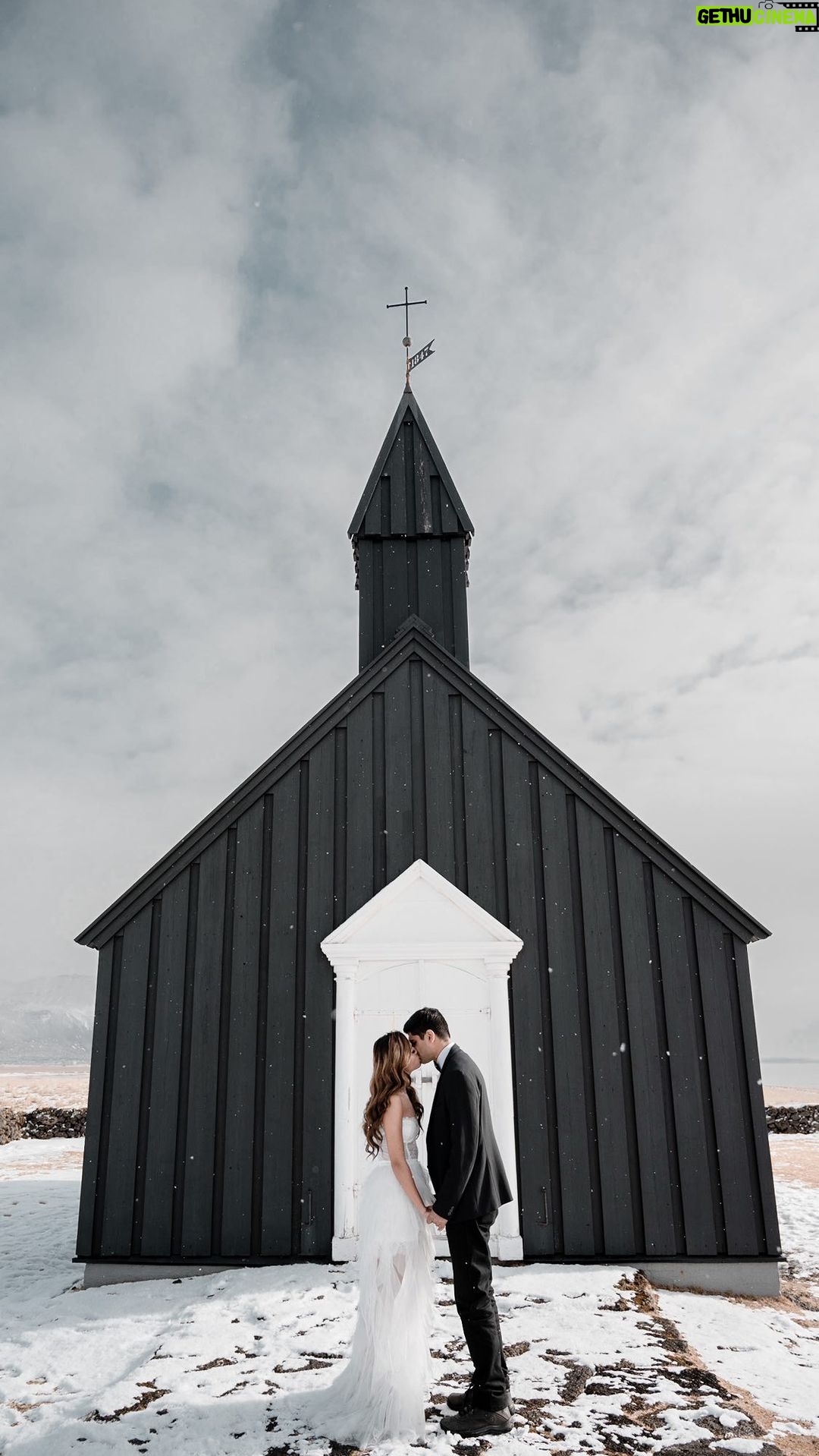 Aakriti Rana Instagram - Here’s to love and all the adventures that come with it. The countdown is on and I couldn’t be happier to be marrying my best friend! ❤️ @believecollective shot this insanely beautiful pre wedding video in Iceland. Thank you for capturing these special moments ❤️ #aakritirana #aakritiandrohan #preweddingshoot #prewedding #couplevideos #preweddingphotography #iceland #dream #couplereels #wedding