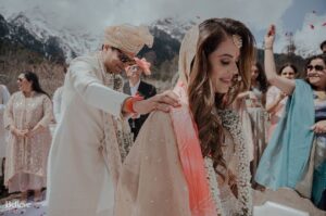 Aakriti Rana Instagram - I choose you and I’ll choose you over and over again 
Without pause, without doubt, in a heartbeat. 
I’ll keep choosing you because you are everything I ever dreamt of in my partner! ❤️

Photography: @believecollective 
Our Outfits: @abhinavmishra_ 
Jewellery: @paisleypopshop 
Makeup and hair: @priyankaguptamakeupartist 

#AakritiGotAnchored #aakritiandrohan #wedding #manali #happilyeverafter #mountainwedding #himachal #indianwedding #weddingphotography