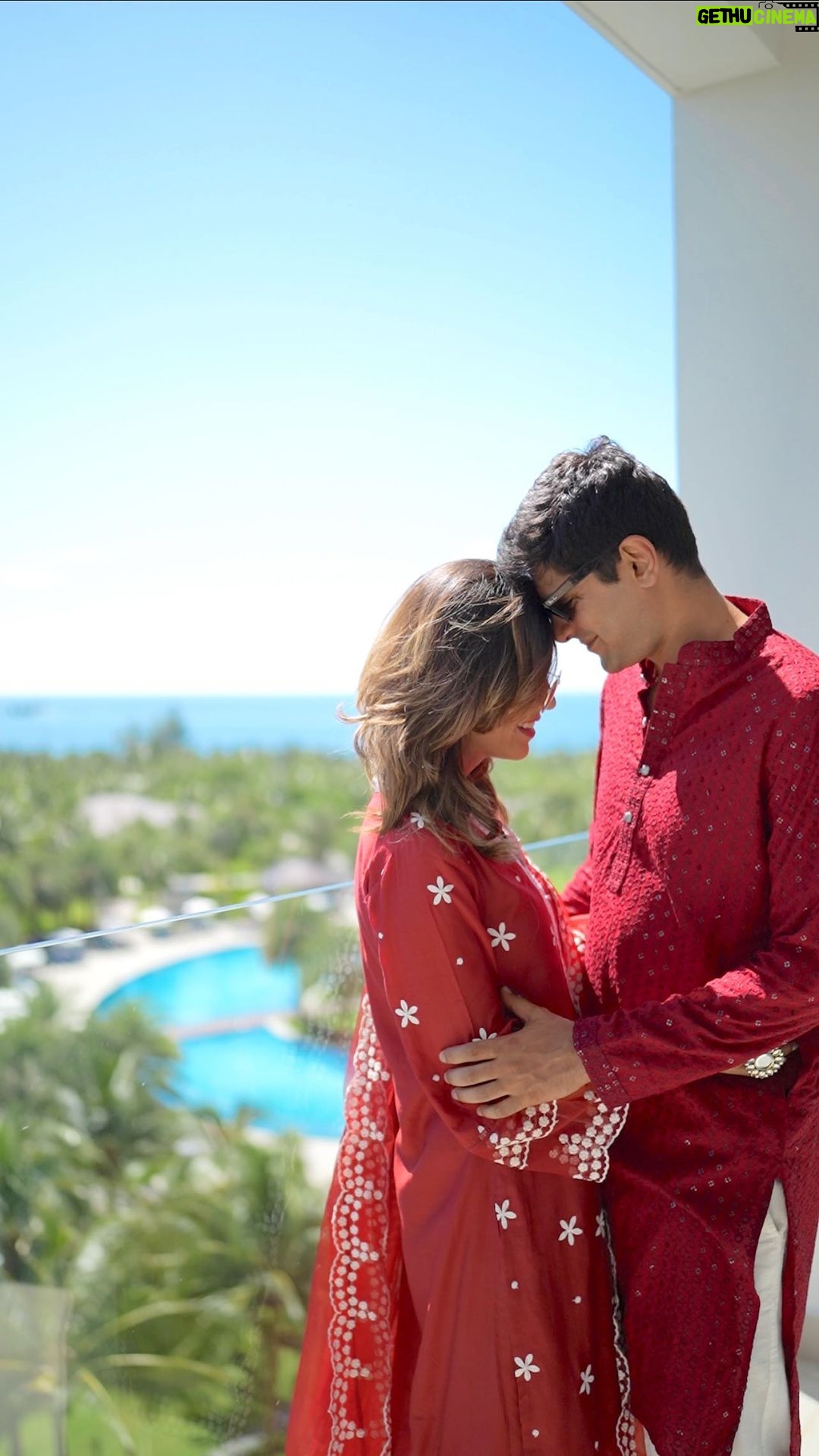 Aakriti Rana Instagram - Celebrated our First Karwa Chauth in Vietnam ❤️ He decided to keep the fast without even telling me. Most of the day went by before I realised that he’s not having anything 🥺 Prayed for each others long and happy lives together ❤️ Wearing @theloom.in #aakritirana #aakritiandrohan #karwachauth #aakritigetsanchored #firstkarwachauth #couplevideos #love #reelsinstagram #couplereels #vietnam