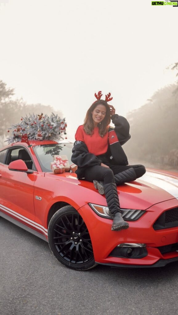 Aakriti Rana Instagram - My Reindeer is so cute 🥺🥺 What gift do you want my Reindeer to get for you this Christmas? Comment below ❤️ MERRY CHRISTMAS EVERYONE 🎄 Have an amazing one!! #aakritirana #christmas #merrychristmas #christmasdecor #christmas2023 #fordmustang #carlovers #fordmustangindia #diy #christmastree #carporn #reelsindia