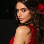 Aamna Sharif Instagram – लाल रंग ♥️