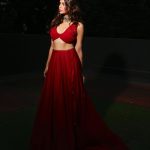 Aamna Sharif Instagram – लाल रंग ♥️