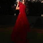 Aamna Sharif Instagram – लाल रंग ♥️