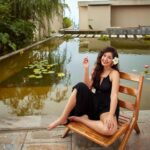 Aanchal Sharma Instagram – Chasing sunbeams and collecting smiles☀️😊 

Photographed by @suzan_shots 
Wardrobe @neonthelabelsofficial 
Makeup by @nilima_makeup 
Hair by @hairartist.durga 
Location @terracesresort 
Styled by me 😉
