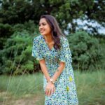 Aarthi Subash Instagram – 💛
outfit @yaakkai_apparel 
Photography @barath_blze 
Styling @tharsika_tharshi 
.
#outfits #wrapdress #yaaki #photoshoot #model #aarthisubash #vjaarthisubash #suntv #actress #sunnetwork Chennai, India