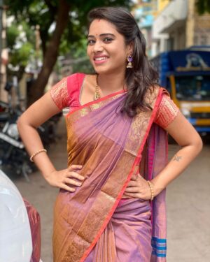 Aarthi Subash Instagram - Swipe right ➡️ 1 or 2 ?
Sarees from @gb_chettinad 🌝
