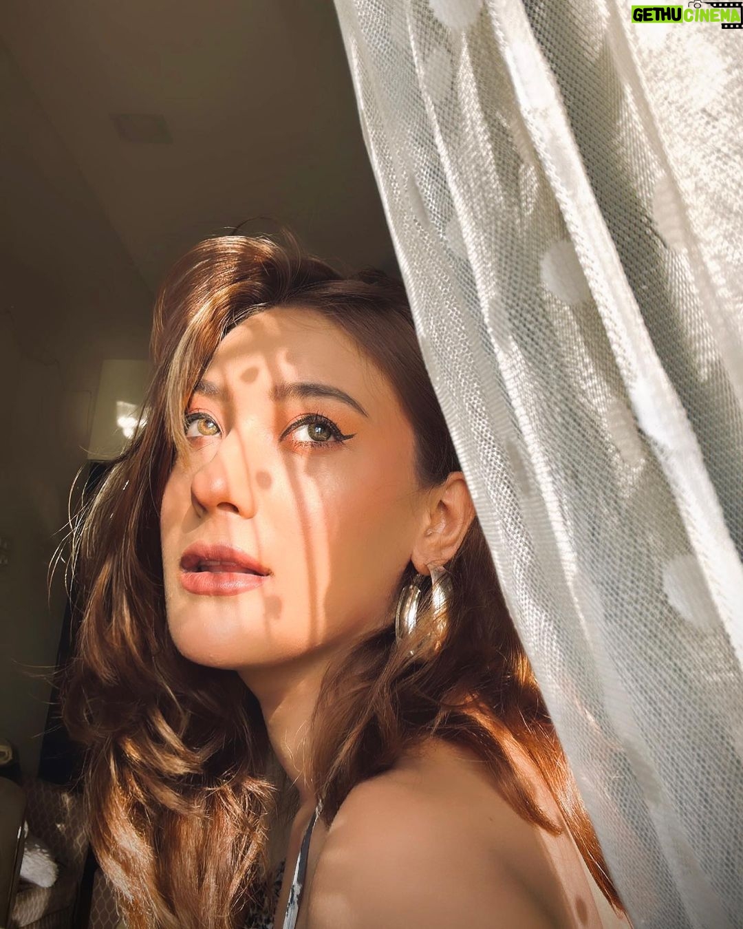 Aashika Bhatia Instagram - Eyes are never quiet✨