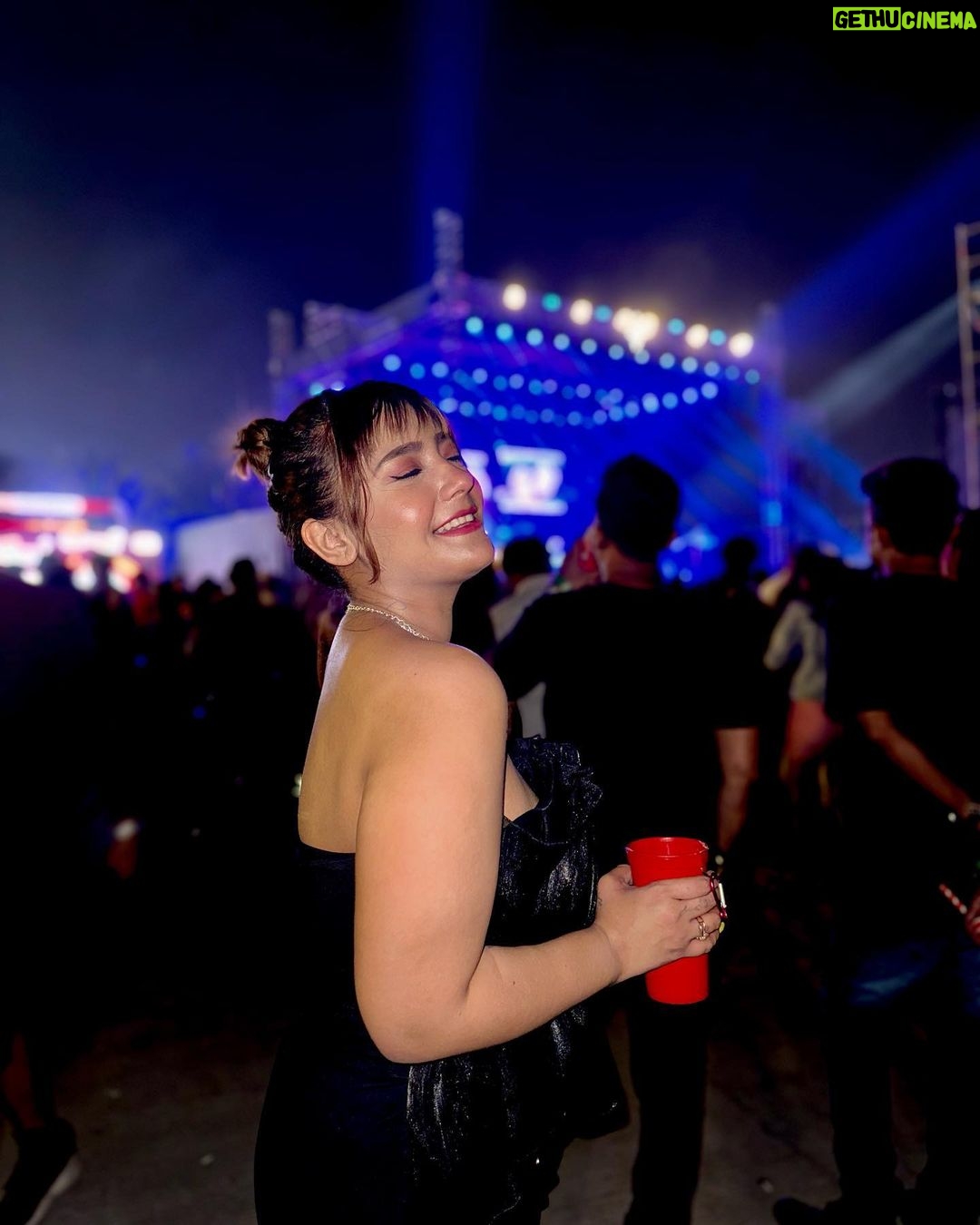 Aashika Bhatia Instagram - Khush raho yaaar❤️ Pune, Maharashtra