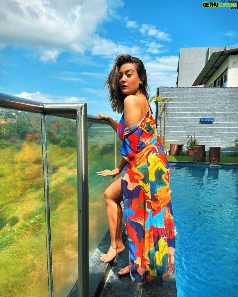 Aashika Bhatia Instagram - Confidence is all you need💕 Location: @skywatervilla Swimwear: @hottcurves.beachwear