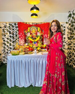 Aashika Bhatia Instagram - 🙏🏻Happy Ganesh Chaturthi🙏🏻