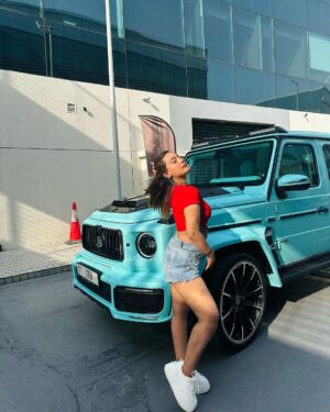 Aashika Bhatia Instagram - Beauty🩵
.
.
📍 @luxurysupercarsdubai
