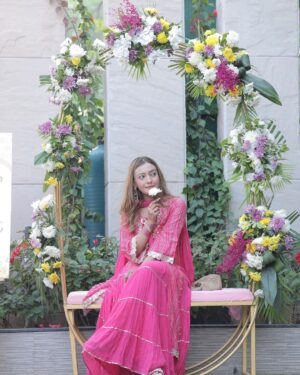 Aashika Bhatia Instagram - Inki Pinki Ponki🩷🌸

📸: @aafat_photography