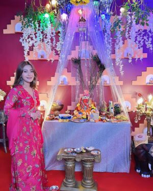 Aashika Bhatia Instagram - 🙏🏻Happy Ganesh Chaturthi🙏🏻