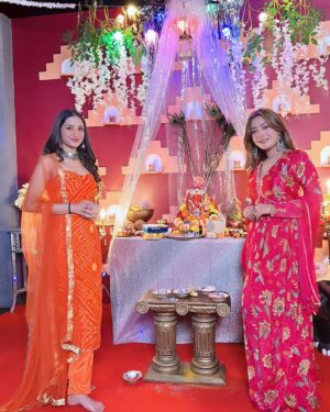 Aashika Bhatia Instagram - 🙏🏻Happy Ganesh Chaturthi🙏🏻