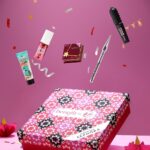 Aashna Shroff Instagram - Meet our @benefitindia x @mynamahila Let It Glow kit exclusive to @sephora_india 🩷✨ You save 40% on this limited edition bestsellers kit, and proceeds from the sales of each kit go towards the Myna Mahila Foundation. #ShareTheLight #sephoraindia #newatsephora #ad styled by @nidhijeswani wearing @priyankaraajiv jewellery @zevar_geeta