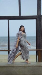 Aashna Shroff Instagram - When you don a piece of art, you feel the passion and vigour with which the art was created course through you. And that’s exactly what Maristella - a partnership of @metroshoesindia and @geishadesigns is all about ✨ This festive season, if you’re looking to choose pieces that are not just ‘looks’ but are memorable and unique, then stroll into the Metro shoes store or website!!✨ Estella, Mumbai