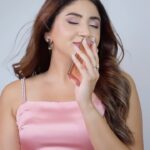 Aashna Shroff Instagram – Lancôme Idôle – bold, empowered & makes you feel YOU!🤍 A must try!