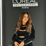 Aashna Shroff Instagram - Hello from the @lorealpro Augmented Salon, where I got not just a hair transformation, but a scalp transformation too! More often than not, we forget that scalp is skin too, and quite a complex one at that! Good thing L’Oréal Professionnel has us covered, no matter the scalp concern. Everyone can find their perfect fit in the Scalp Advanced range! Try it for yourself today, and let me know how it works for you 🖤 #LorealPro #LorealProfIndia #ad @lorealpro_education_india
