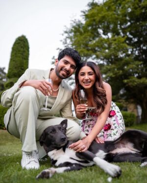 Aashna Shroff Instagram - I still wonder how @armaanmalik pulled this off without me even having the slightest idea. I usually catch on to surprises very easily and still can’t believe how oblivious I was, and I wish someone had given me a heads up (I would have def opted for different shoes and better nails had I known🥲) but I guess that’s what makes this day all the more beautiful. So grateful for you @armaanmalik and all the love we’re surrounded by ❤️

📸 @nathan.d