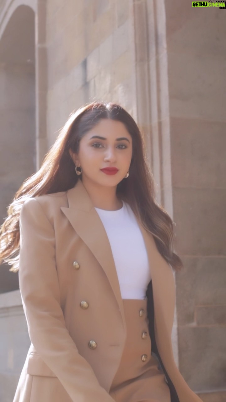 Aashna Shroff Instagram - #ad The perfect finishing touch to any look is a powerful lip. Wear your confidence with 16H intense color with Color Riche Lipsticks by L’Oreal Paris. Get yours on Nykaa today! #LorealParisIndia #ImWorthIt #WalkYourWorth #ColorRiche #Cannes2023