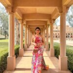 Aashna Shroff Instagram – 💃🏻 around @amanbagh

wearing @essgee_shop Amanbagh