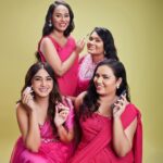 Aashna Shroff Instagram - Meet our @benefitindia x @mynamahila Big Festive Love kit exclusive to @mynykaa 🩷✨ You save 40% on this limited edition bestsellers kit, and proceeds from the sales of each kit go towards the Myna Mahila Foundation. #ShareTheLight 🌟 styled by @nidhijeswani wearing @dheeru.taneja jewellery @azotiique #ad