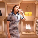 Aashna Shroff Instagram - If you ever wondered what @toryburch heaven looks like, this would be it ☁️🤍 @reliancebrandsltd I fell in love with so many SS23 pieces in the store and pop up, that I may have gone a little overboard 💸 Maybe I’ll film a haul soon? #collab Singapore, Singapore