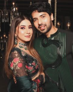 Aashna Shroff Instagram - Christmas but make it desi 🌟 Merry Christmas from the fiancée and I 🥰