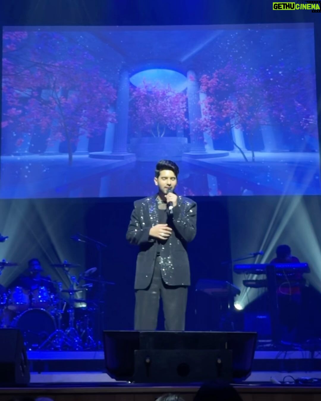 Aashna Shroff Instagram - My kinda ideal weekend; watching my favourite human perform our song live for the first time, some insane food, an amusement park day that turned into an afternoon of shopping, and the perfect end with hot pot and soju 🥰🥰 Singapore