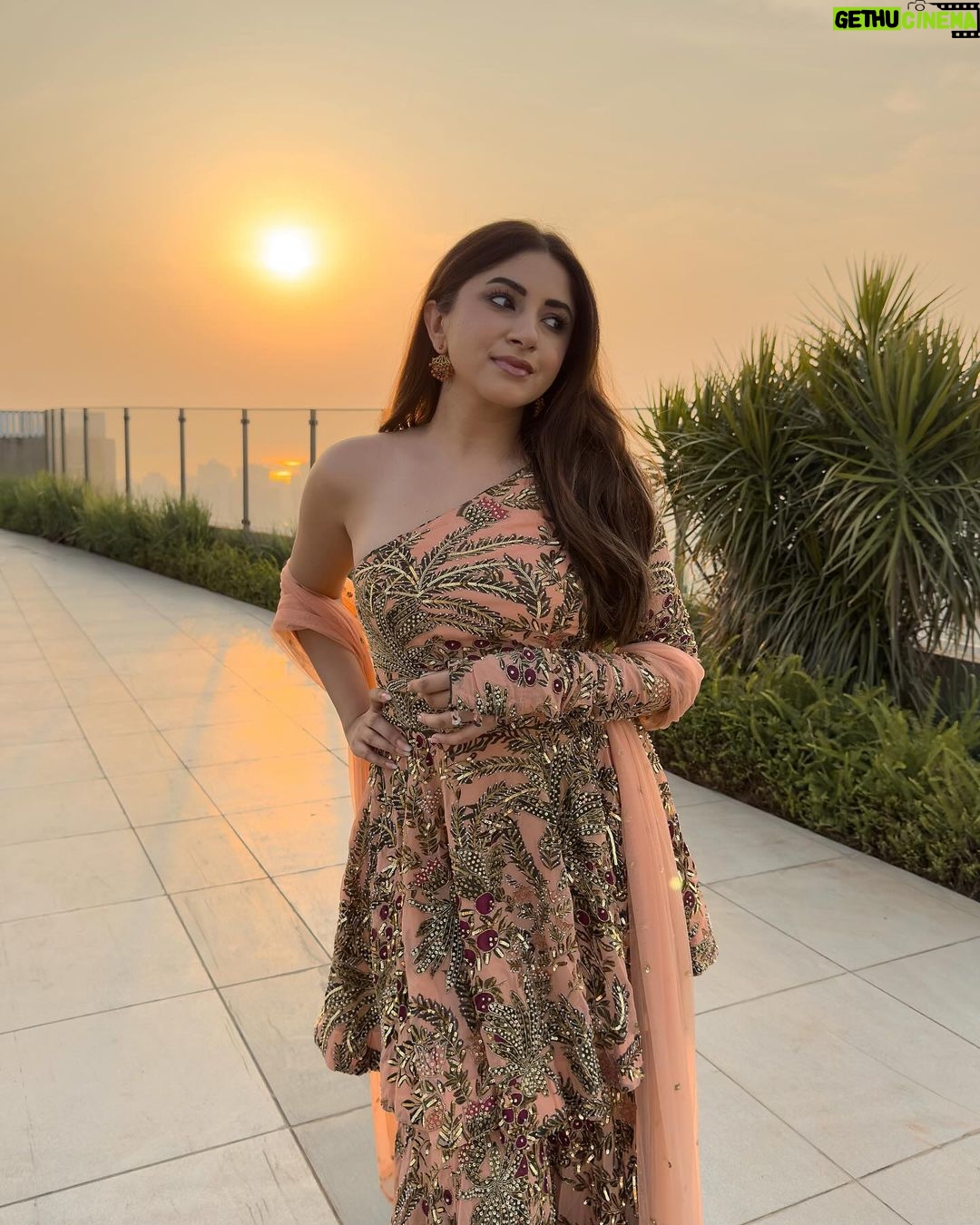 Aashna Shroff Instagram - Happy Diwali from us to youu 🪔🥰✨