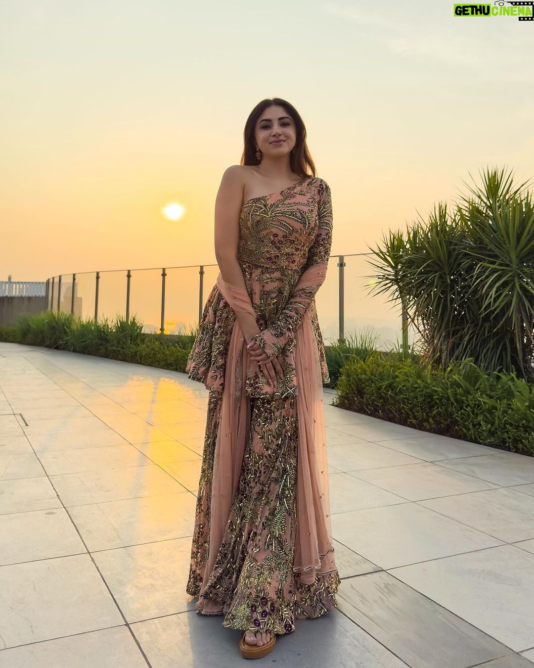 Aashna Shroff Instagram - Happy Diwali from us to youu 🪔🥰✨