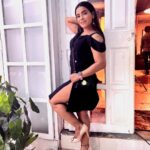 Aasma Sayed Instagram – There was a #🖤 

#online #lookbook 🖤✅ Mumbai – मुंबई