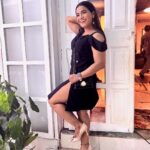 Aasma Sayed Instagram – There was a #🖤 

#online #lookbook 🖤✅ Mumbai – मुंबई