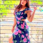 Aasma Sayed Instagram - A #-Floral Affair 💕💞 Bass Jeeye Jao 🙄 #aasma #aasmasyed #aasmali1 #photographer #self #floral Mumbai - मुंबई
