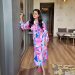 Aastha Chaudhary Instagram - Weekend vibes 🌸💖 #goodvibesonly Wearing- @neofaaofficial Location- @nestjaipur Jaipur, Rajasthan