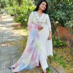 Aastha Chaudhary Instagram – #giveawayalert🚨

There is no limit to what we, as women, can accomplish!
~Michael Obama

Tasveer India is back with a special giveaway on this women’s day ✨

Follow the steps below and stand a chance to win a surprise gift from us!

1. Follow @tasveeronline

2. Follow @aasthachaudhary

3. Tag three of your friends and ask them to follow us

3. Tell us in the comments what is that one thing according to you that makes women special 

*Multiple entries allowed

Winners will be announced on 8th March 

Good Luck!

#giveawayindia #giveawayalert #womensdayspecial #womensdaygiveaway #internationalwomensday 
#tasveeronline #aasthachaudhary Jaipur, Rajasthan