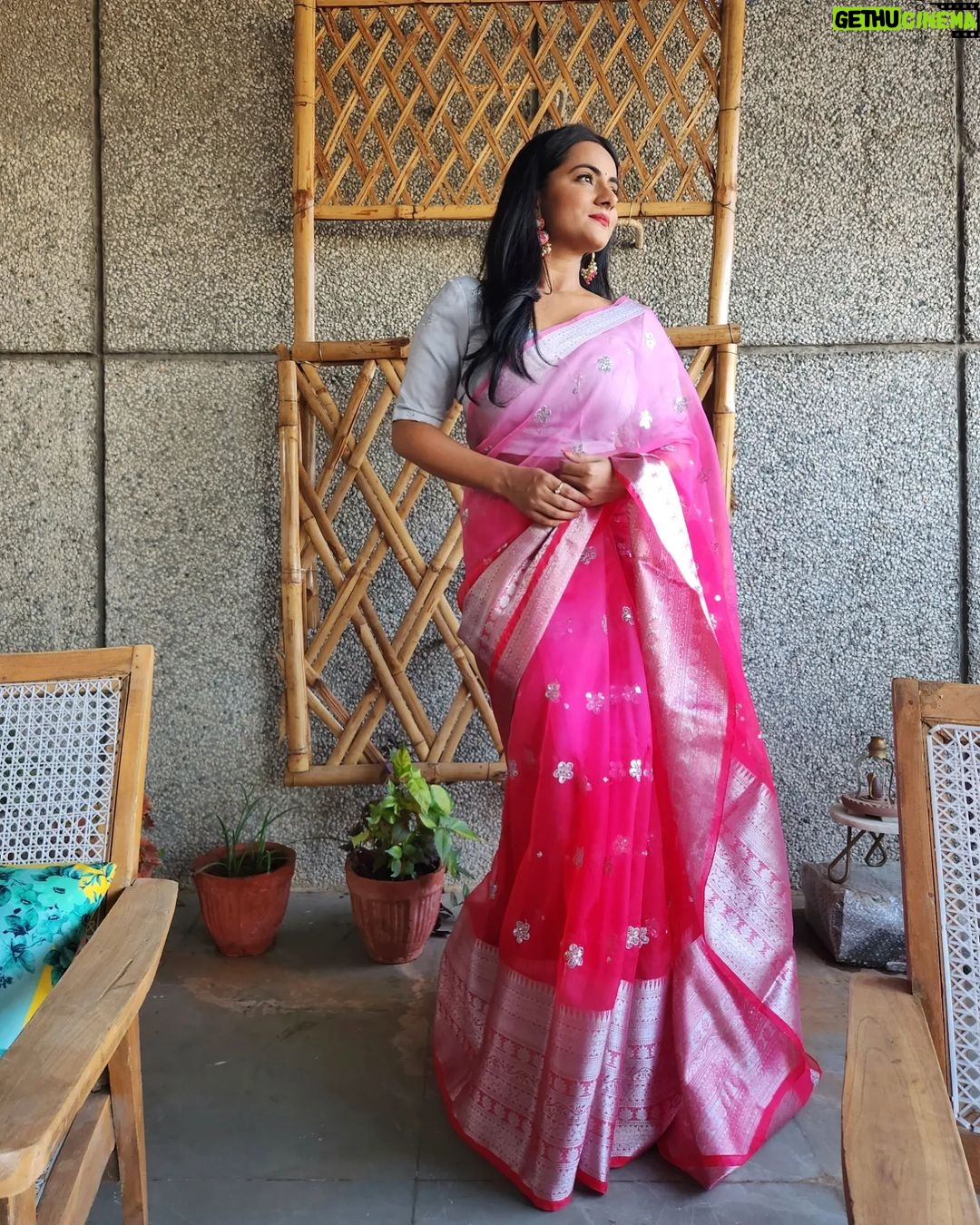 Aastha Chaudhary Instagram - Happy ram navmi ππΈ Jai Sri ram π #ramnavmi #festivalsofindia Wearing- @vastrabyaastha π€© #organzasaree #handwork #pink #designersarees #supportsmallbusiness #shoplocal #vstrabyaastha #aasthachaudhary