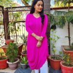 Aastha Chaudhary Instagram - 1 or 2? 💗🌸 #pink #indowestern #indianfashion Wearing- @uptownie101 #uptownie101 #uptownie #indiandesigners #supportindiandesigners #aasthachaudhary Rajasthan