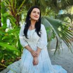 Aastha Chaudhary Instagram - Count your blessings everyday 🦋🩷 #gratitude #godisthebestplanner Wearing- @saviindia #white #madeinindia #indiandesigners #madewithlove