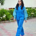 Aastha Chaudhary Instagram - Walking into a new week 💖🌸 Wearing- @aavisaindia walk Mumbai, Maharashtra