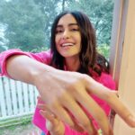 Adah Sharma Instagram – Water solves all problems…
Want to lose weight?
Drink water .
Want clear skin?
Drink water .
Someone troubling you?
Hold their head under water for a few minutes (33 to 41 approx) ❤️❤️❤️
#ThoseWhoSaySunshineBringsHappinessHaveNeverDancedInTheRain #100YearsOfAdahSharma