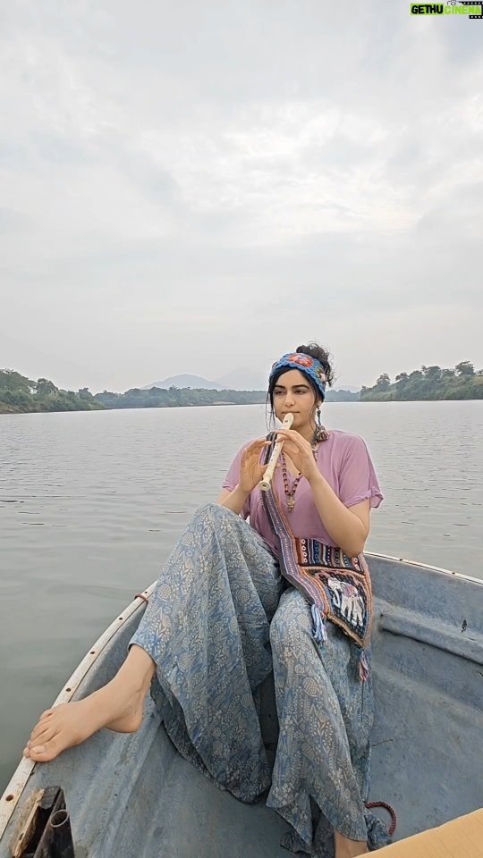 Adah Sharma Instagram - Guess the song πΆπ« Full video out on YouTube ! Haan Haan I have a YouTube channel... Adah Sharma Official . . . . #100yearsofAdahSharma #adahsharma #flute
