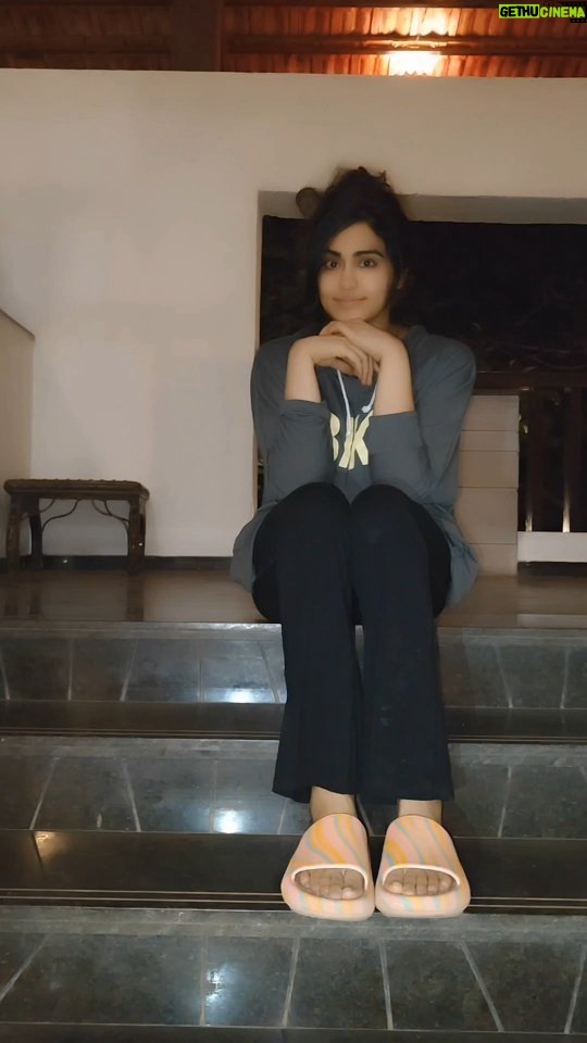 Adah Sharma Instagram - Should I kiss him? πΈπ€΄π