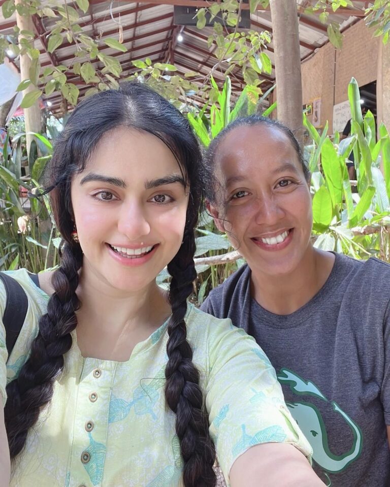 Adah Sharma Instagram - Met some reallllly cool women this year …🫀🧚‍♀️nurses,cops ,students ,tourists,very kind flight attendants ,boxers, homemakers ,female elephants. Got to meet most of you through this small movie I did called ‘The Kerala Story’ which you guys made soooooo big ufffffff 😍🙏 thank you … year end posts 2023 begin 🫀🫀🫀