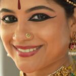Aditi Balan Instagram - 🪔🪔🪔 Jewel courtesy @theamethyststore Makeup @vidhya_girish