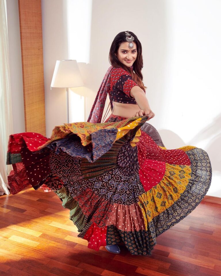 Aditi Ravi Instagram - I’ve sold my soul for freedom its lonely but its sweet 💛 📸 @shafishakkeer 🫂 💁🏻‍♀️ @shantikrishna 🫂 💄 @neethu_makeupartist 🫂 👕 @byhand.in 🫂 🥰 @pradeepnairs 🫂 editing @jineeshchandraboss 😊 #new #post #instagram #instagood #me #dress #aditiravi #malayalam #tamil #navaratri