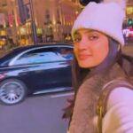 Aditi Ravi Instagram - merry christmas to all 🎄 #thisland #unitedkingdom #xmas #loveyouall #peace