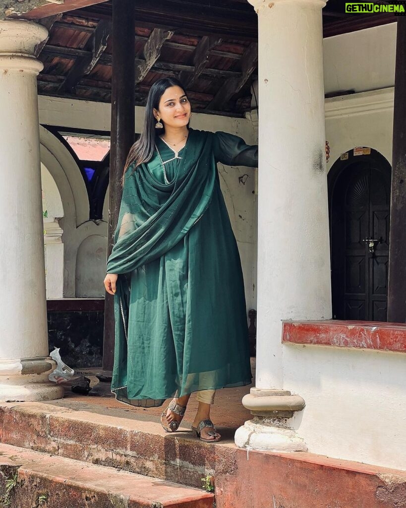 Actress Aditi Ravi HD Instagram Photos and Wallpapers November 2023 ...